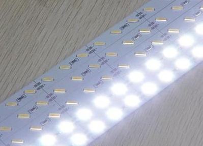 led ไฟสีขาว แบบเส้นยาว1เมตร ความสว่างสูงมาก4550LM สำหรับตู้ปลาไม้น้ำ